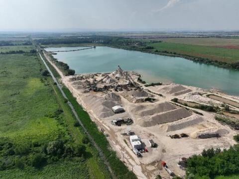 Natural aggregates (Puste Ulany, Vysoka pri Morave)