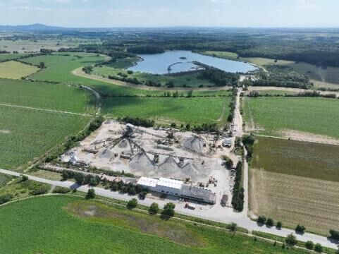 Natural aggregates (Puste Ulany, Vysoka pri Morave)